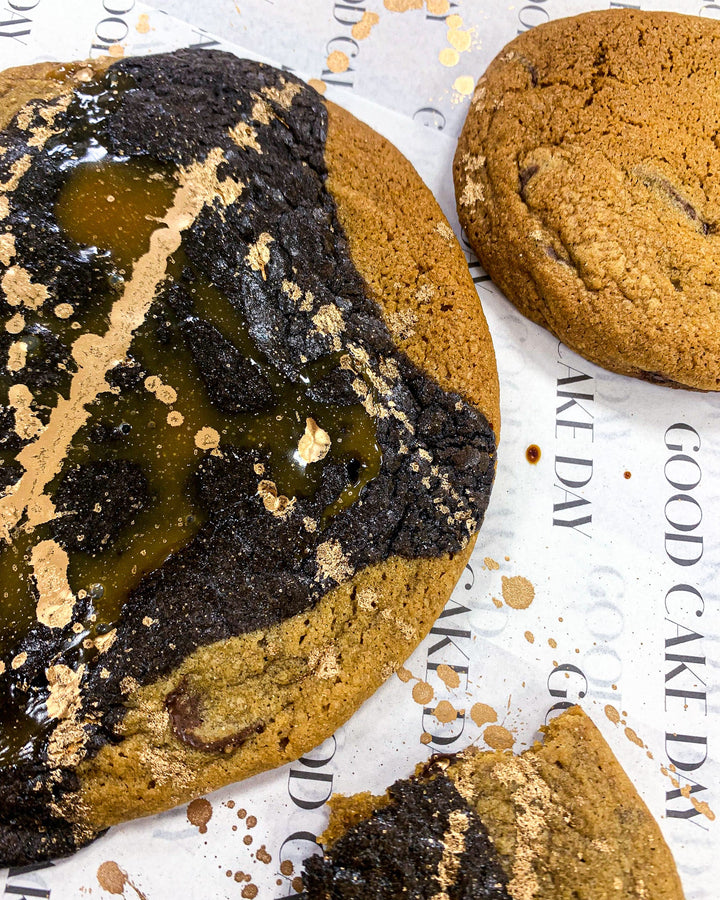 Single Crownie - Chocolate Chip Cookie with a Dark Chocolate Brownie Centre