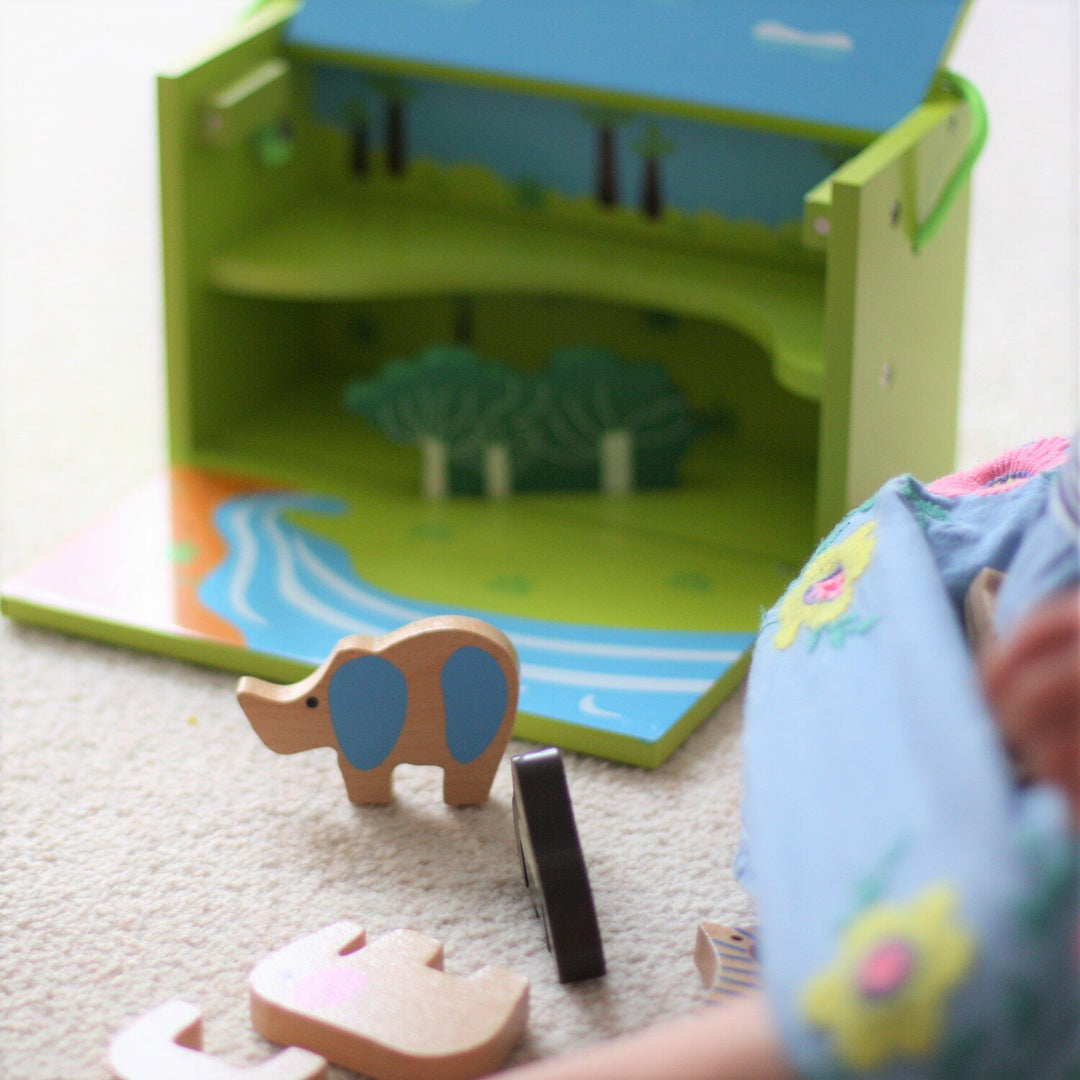 Wild Adventures Wooden Safari Set