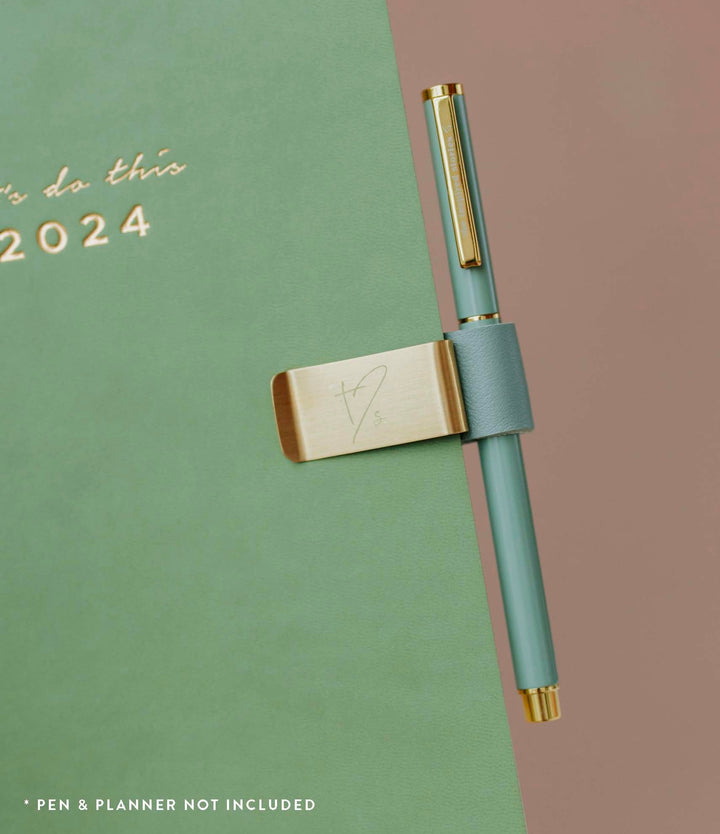 Stylish Pen Holder
