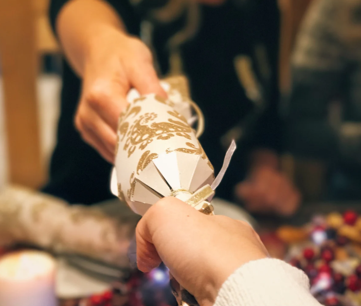 Christmas Cracker Decorating Workshop
