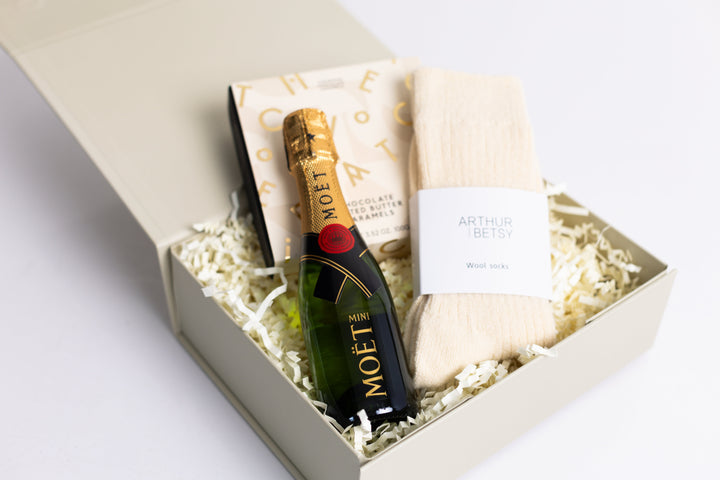 Exquisite Luxury Treats Gift Box