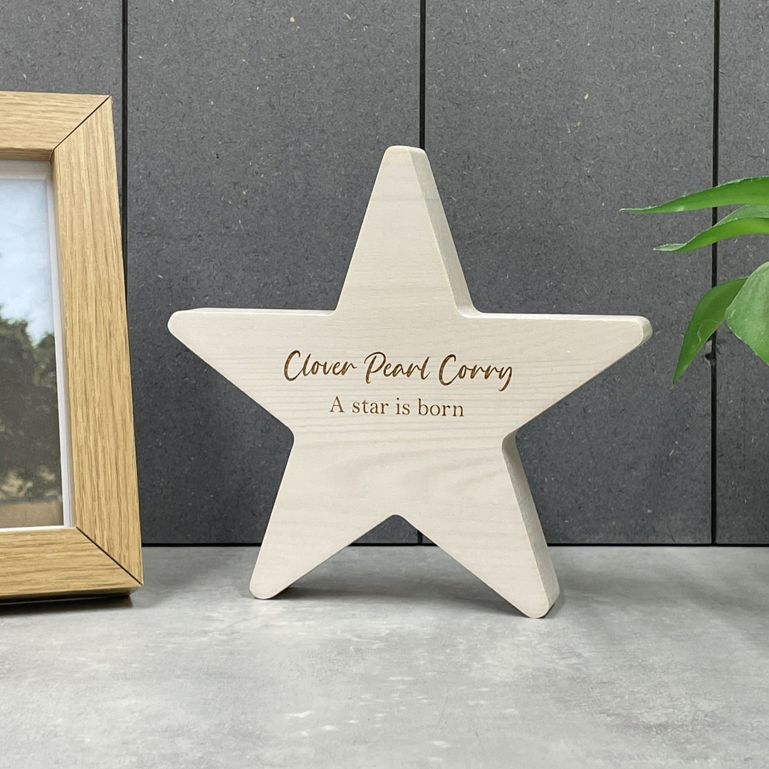 Engraved Oak Star Decoration