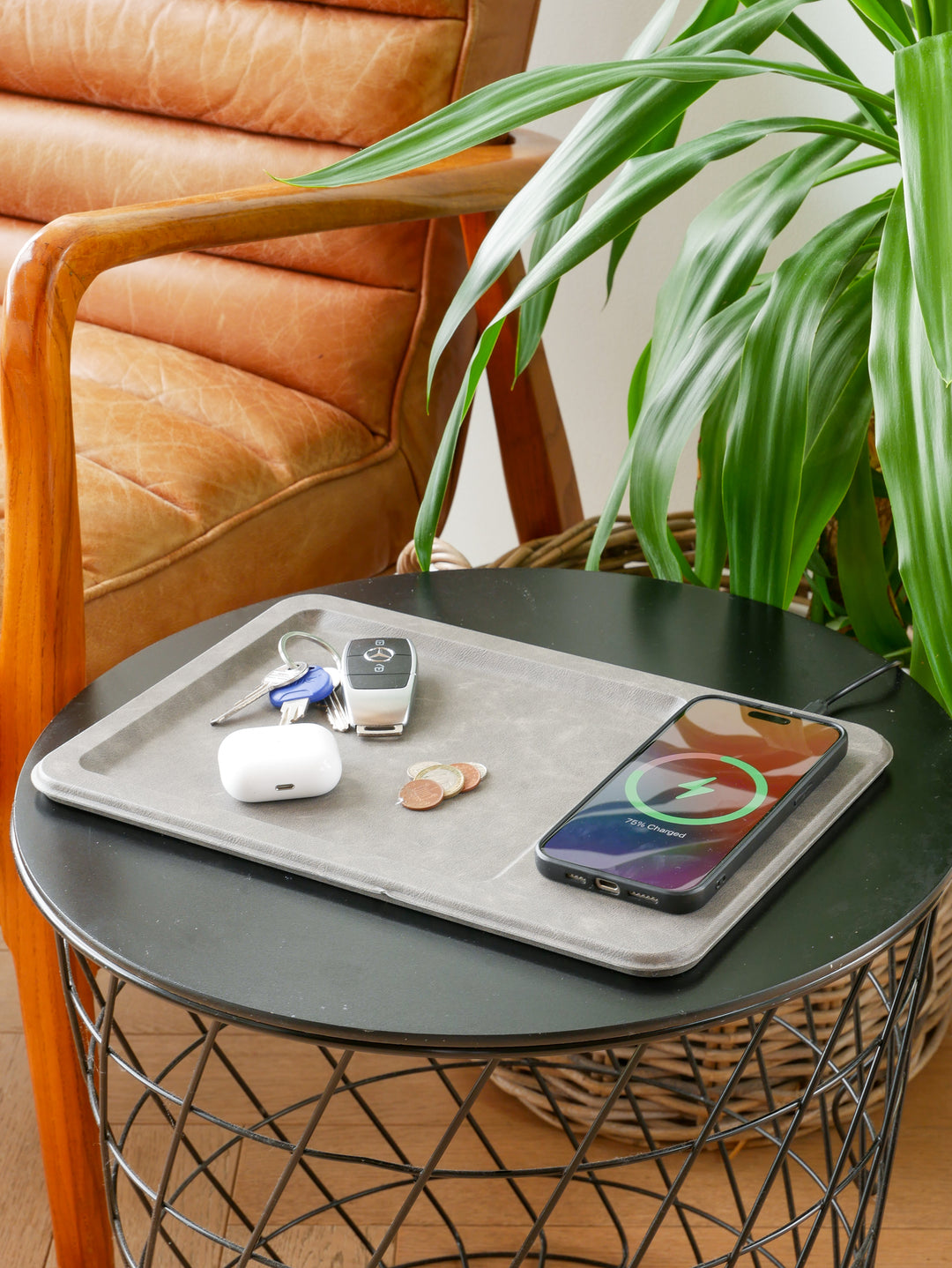 Wireless Charging Vanity Tray