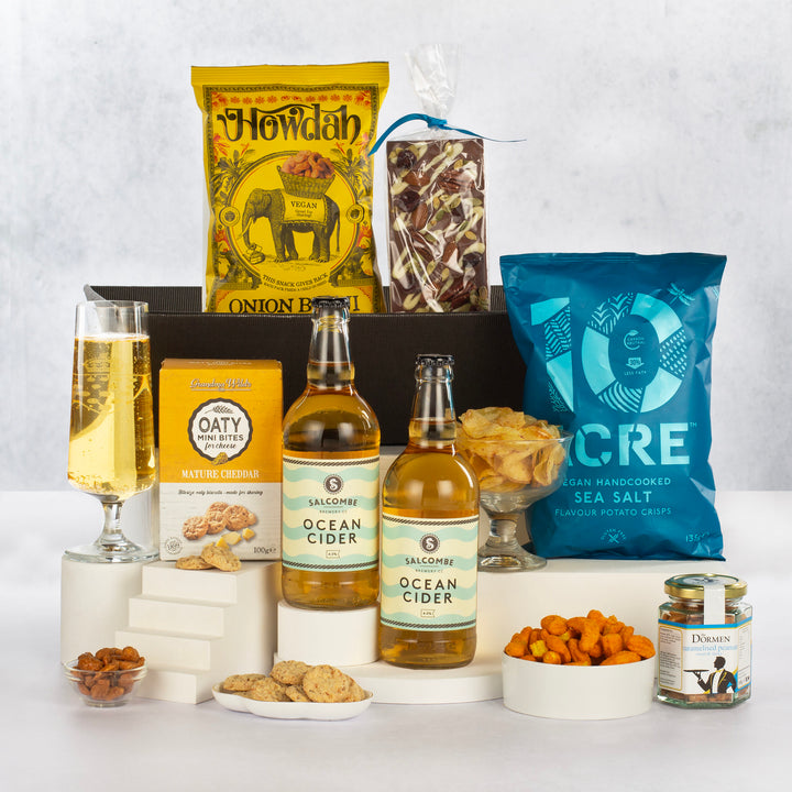 Luxury Cider & Treats Hamper